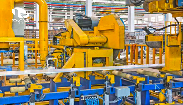 三頭智能飛鋸牽引機(jī)